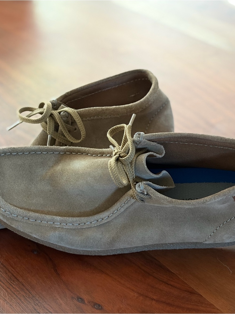 Clarks Men's Suede Chukka Boots in Light Taupe dark sand wheat size 11 wallabees